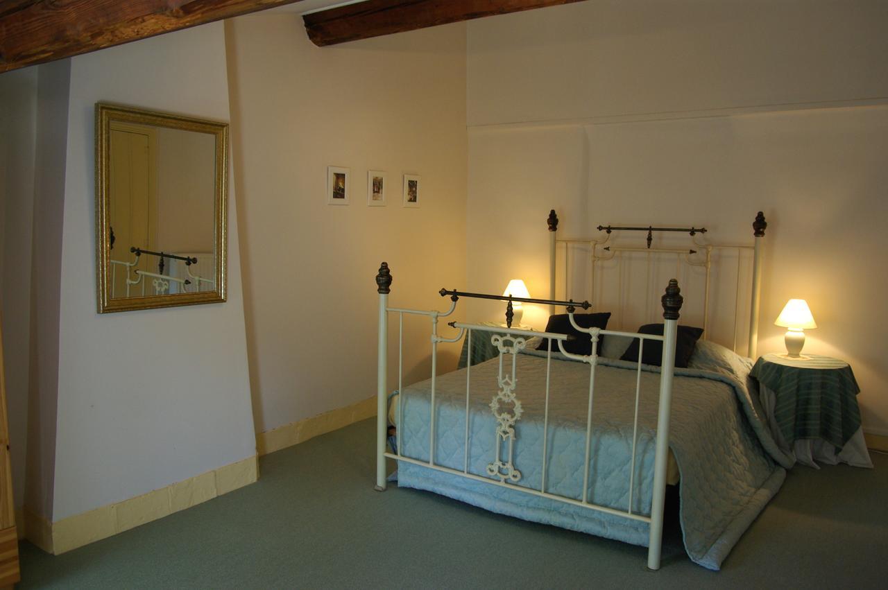 L'Impasse Du Temple Bed and Breakfast Léran Exteriör bild